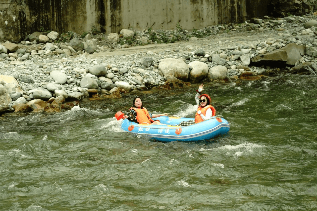都江堰虹口漂流
