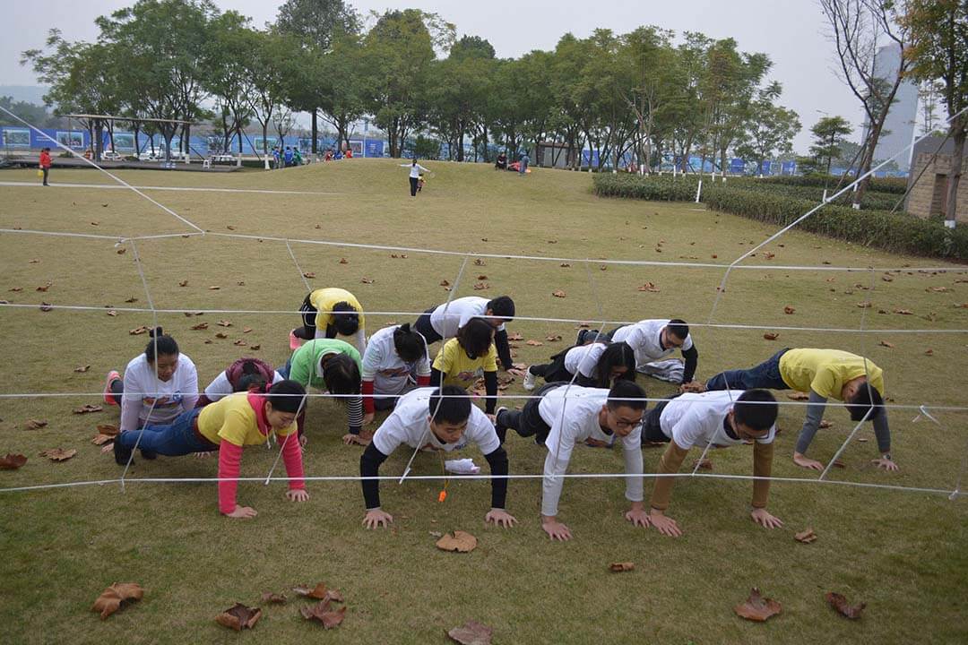 顾迪冬季拓展训练-团队的力量