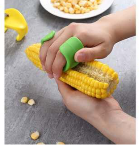 一种玉米刨的使用方法